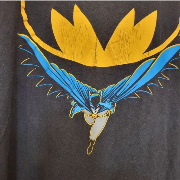 Vintage 1988 Batman changes tee - Picture 5 of 7